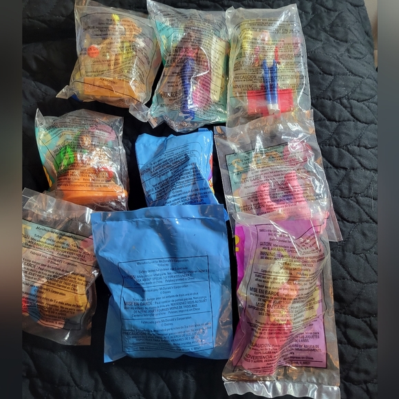 Vintage 90s McDonald's Happy Meal Toys - Picture 4 of 6